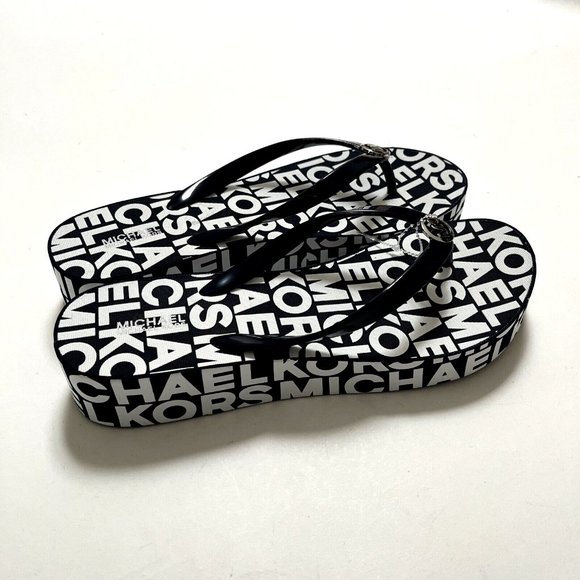 NWOB MICHAEL KORS Graphic Flip-Flop Wedge Sandals Slide On Thong Navy - Picture 5 of 9